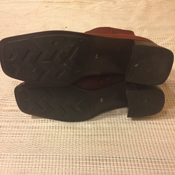 Gianni Bini Leather Ankle Boots - Picture 6 of 8